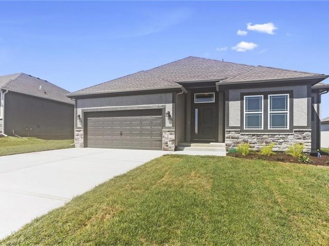 Homes for Sale in Kansas City, MO 64157 | 11457 N Auburndale Circle