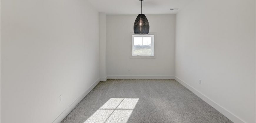 Homes for Sale in Kansas City, MO 64153 | 6500 NW 98th Street