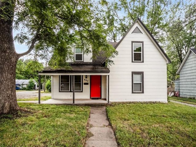 Homes for Sale in Liberty, MO 64068 | 463 E Mill Street