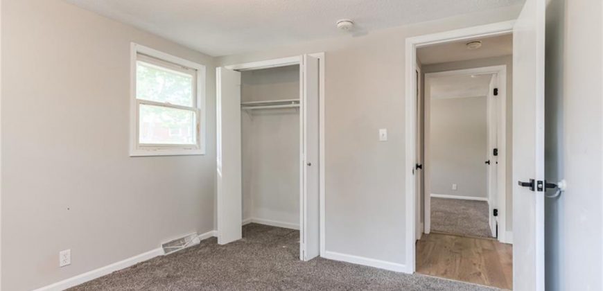 Homes for Sale in Kansas City, MO 64151 | 5018 NW Huonker Road