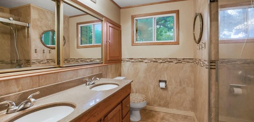 Homes for Sale in Lake Waukomis, MO 64151 | 715 NW South Shore Drive