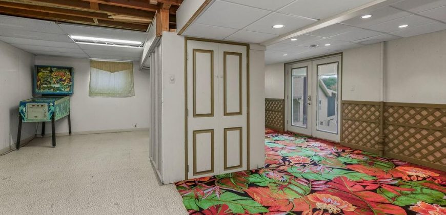 Homes for Sale in Lake Waukomis, MO 64151 | 715 NW South Shore Drive