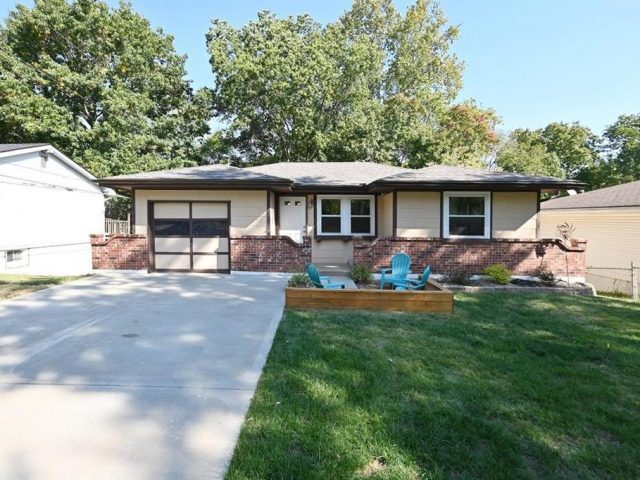 Homes for Sale in Kansas City, MO 64119 | 5871 N Oakley Avenue