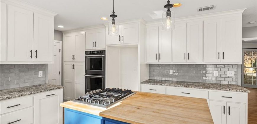 Homes for Sale in Kansas City, MO 64119 | 2605 NE 78th Street