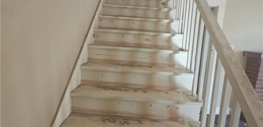 Homes for Sale in Kansas City, MO 64151 | 5301 NW Waukomis Drive