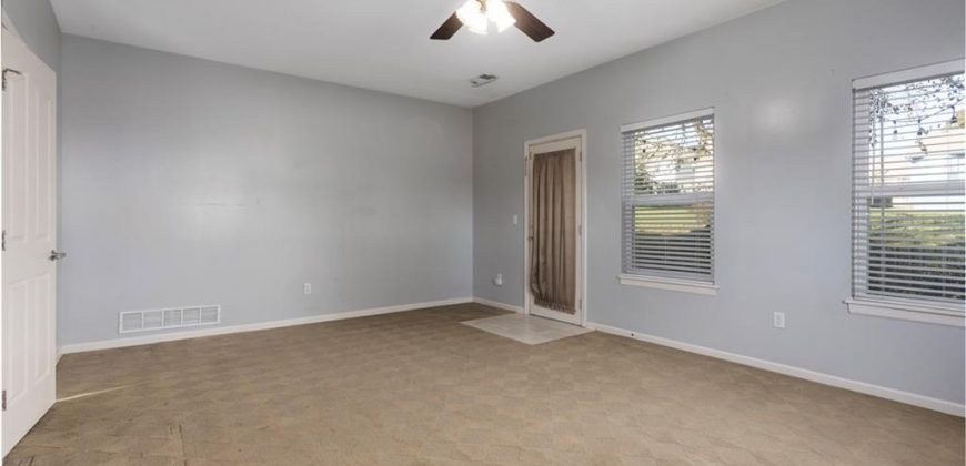 Homes for Sale in Smithville, MO 64089 | 414  Killarney Lane