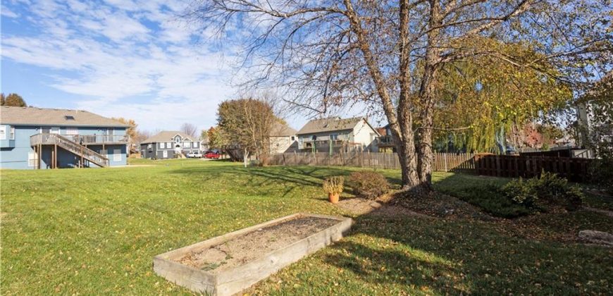 Homes for Sale in Smithville, MO 64089 | 414  Killarney Lane