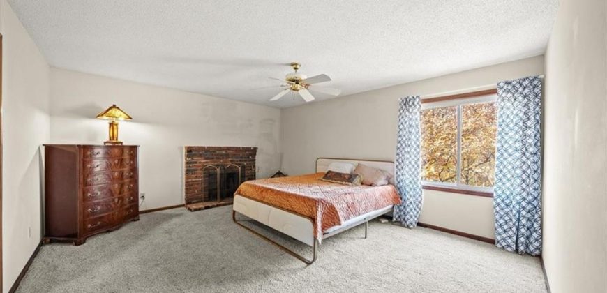 Homes for Sale in Parkville, MO 64152 | 6532 NW Melody Court