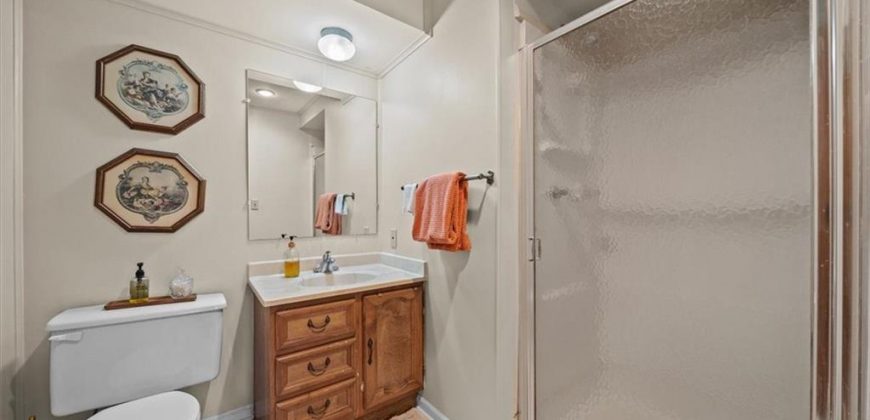 Homes for Sale in Parkville, MO 64152 | 6532 NW Melody Court