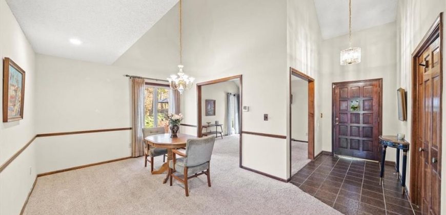 Homes for Sale in Parkville, MO 64152 | 6532 NW Melody Court