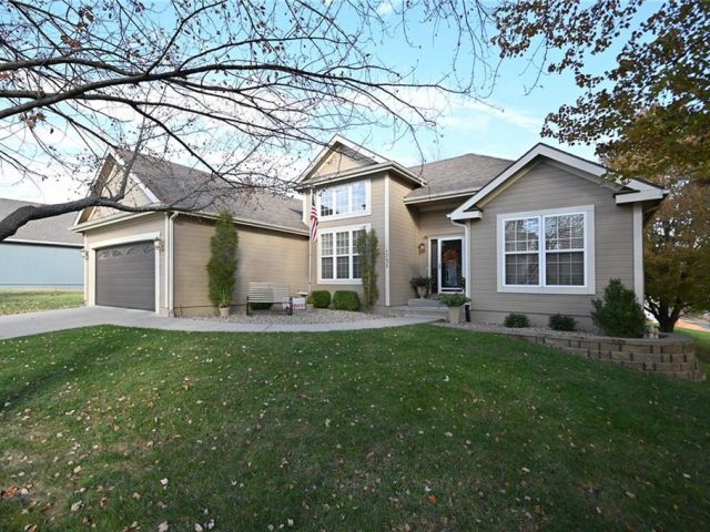 Homes for Sale in Platte City, MO 64079 | 13435  Timber Park Drive