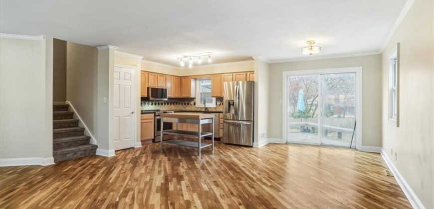 Homes for Sale in Gladstone, MO 64118 | 7320 N Euclid Avenue