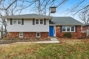 7320-N-Euclid-Avenue-mls-2589158-image-1