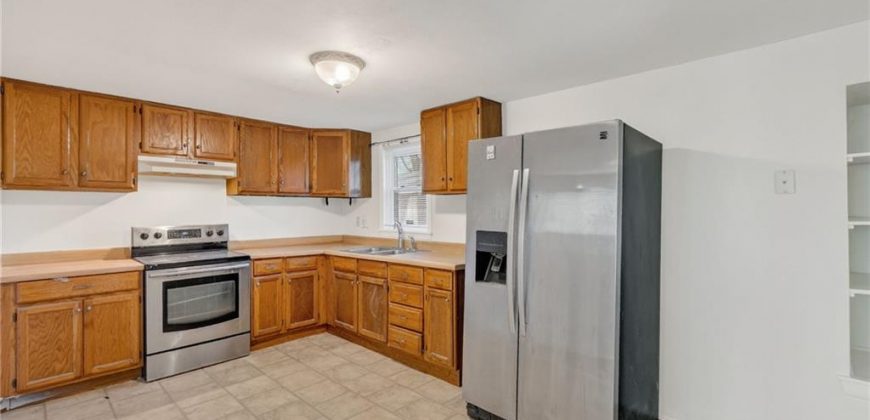 Homes for Sale in Kansas City, MO 64118 | 200 NW 63rd Terrace