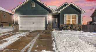 Homes for Sale in Kansas City, MO 64154 | 3922 NW 96th Street