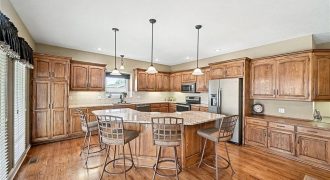 Homes for Sale in Liberty, MO 64068 | 1508  Ridgeway Drive