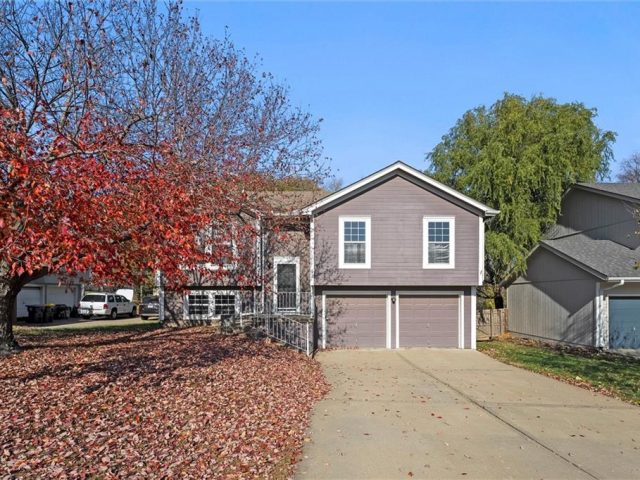 Homes for Sale in Kansas City, MO 64158 | 8804 NE 73rd Terrace