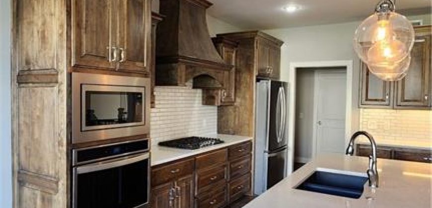 Homes for Sale in Kansas City, MO 64153 | 8140 NW 90th Street