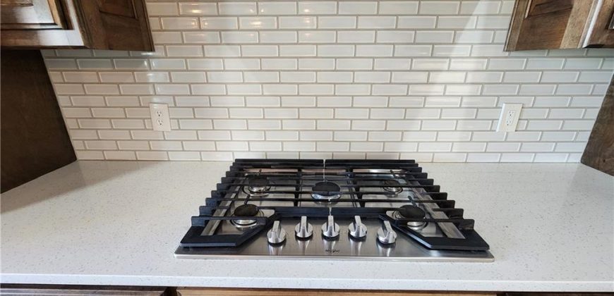 Homes for Sale in Kansas City, MO 64153 | 8140 NW 90th Street