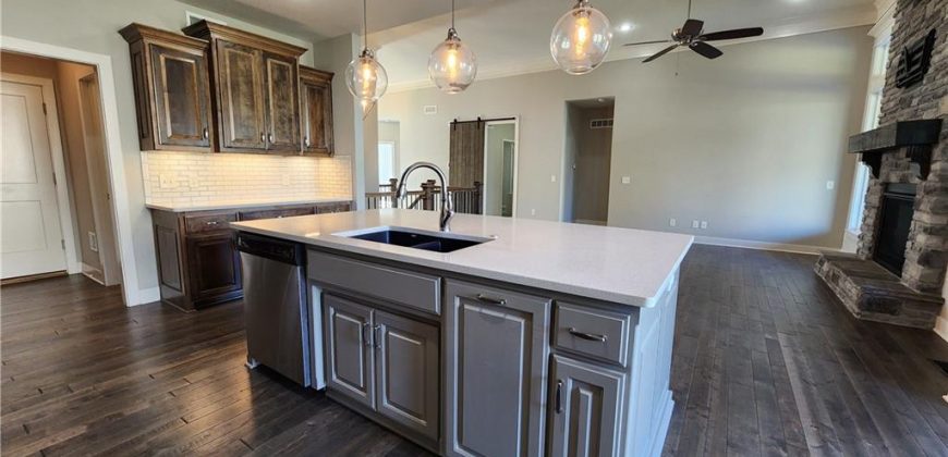 Homes for Sale in Kansas City, MO 64153 | 8140 NW 90th Street