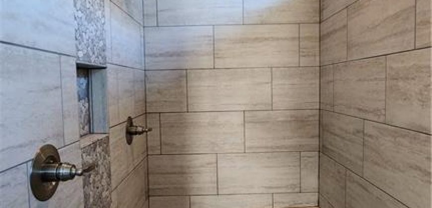 Homes for Sale in Kansas City, MO 64153 | 8140 NW 90th Street