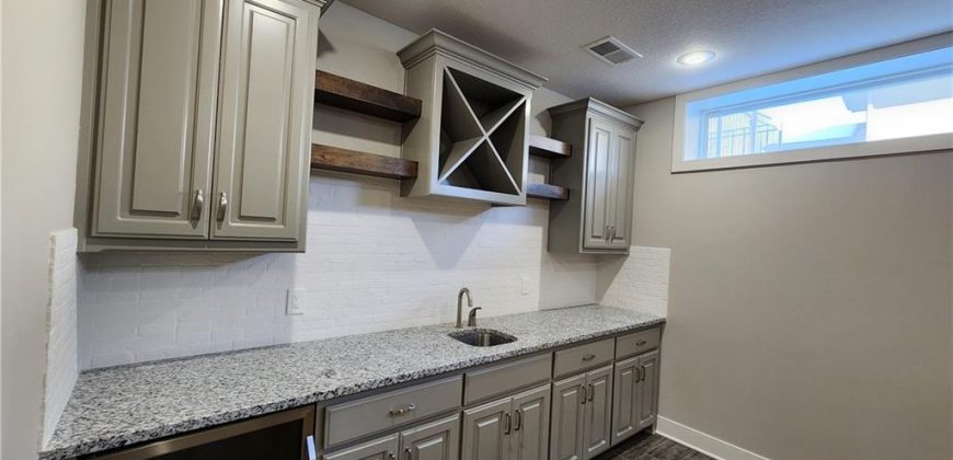 Homes for Sale in Kansas City, MO 64153 | 8140 NW 90th Street