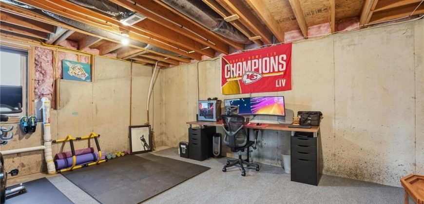 Homes for Sale in Liberty, MO 64068 | 1261  BLACKBERRY Drive