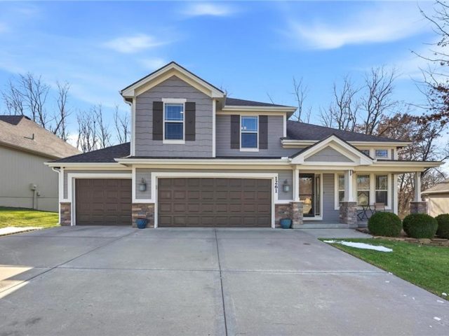 Homes for Sale in Liberty, MO 64068 | 1261  BLACKBERRY Drive