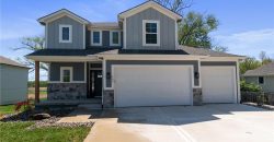 Homes for Sale in Smithville, MO 64089 | 407  Sixth Street