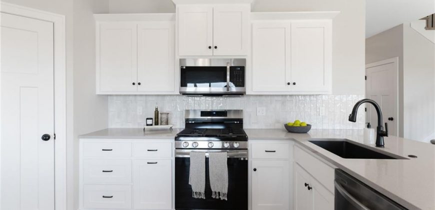 Homes for Sale in Smithville, MO 64089 | 407  Sixth Street