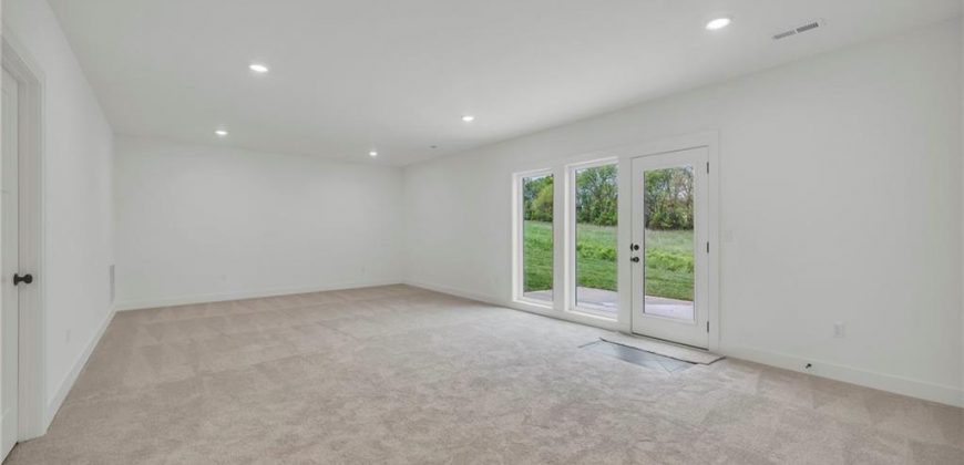 Homes for Sale in Smithville, MO 64089 | 502  Seventh Street