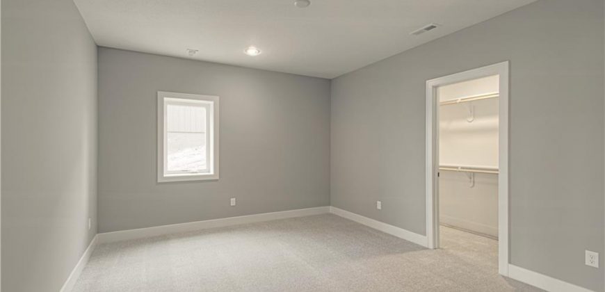 Homes for Sale in Kearney, MO 64060 | 2318  Larkspur Lane