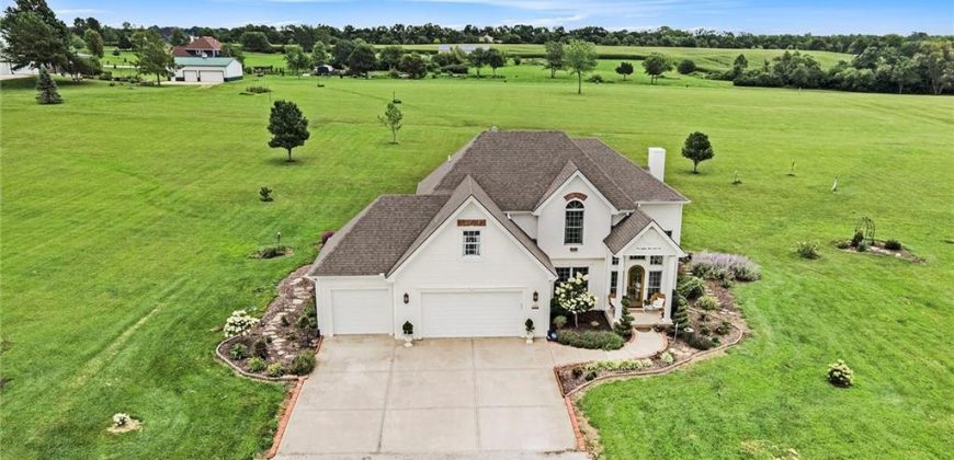 Homes for Sale in Lawson, MO 64062 | 18301 N 69 Highway