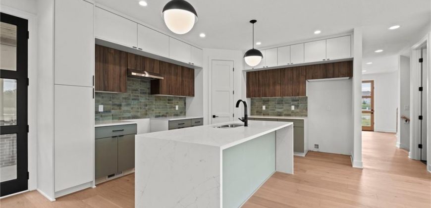 Homes for Sale in Kansas City, MO 64154 | 2614 NW 84th Terrace