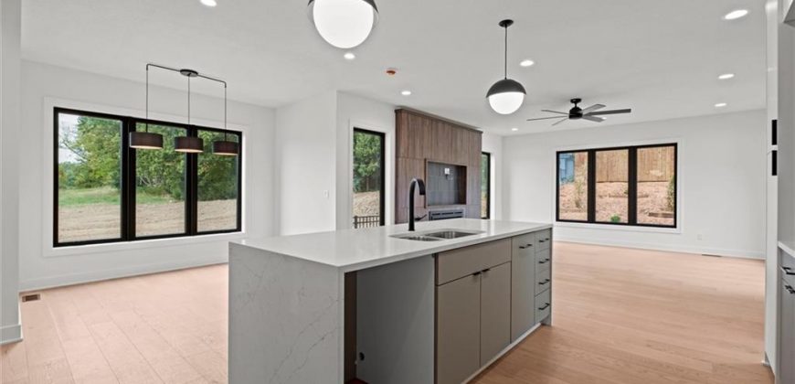 Homes for Sale in Kansas City, MO 64154 | 2614 NW 84th Terrace