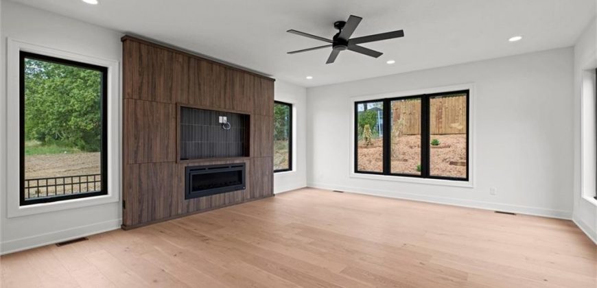 Homes for Sale in Kansas City, MO 64154 | 2614 NW 84th Terrace