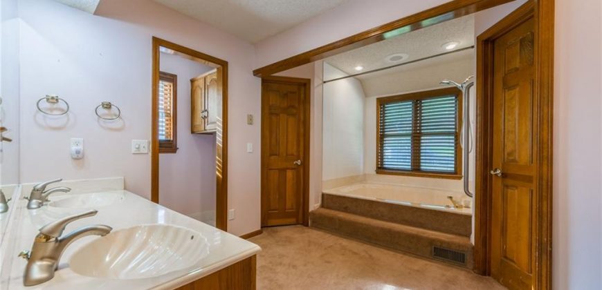 Homes for Sale in Kansas City, MO 64154 | 8605 N Beaman Avenue