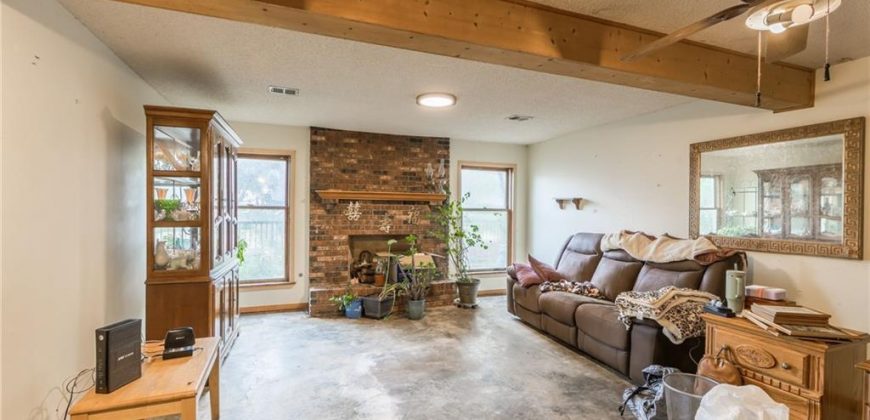 Homes for Sale in Kansas City, MO 64154 | 8605 N Beaman Avenue