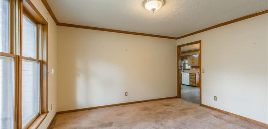 Homes for Sale in Kansas City, MO 64154 | 8605 N Beaman Avenue