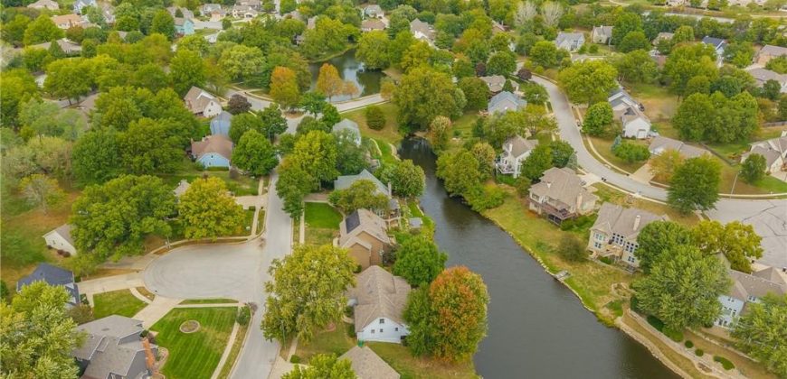 Homes for Sale in Kansas City, MO 64154 | 8605 N Beaman Avenue