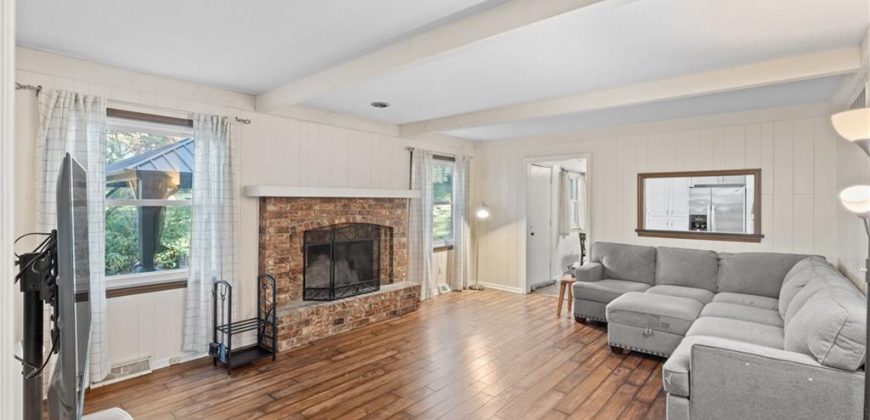 Homes for Sale in Parkville, MO 64152 | 6717 NW Lawson Lane