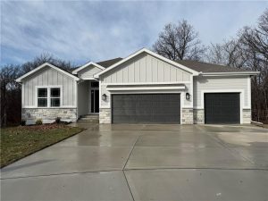 1300--Melissa-Court-mls-2591315-image-1