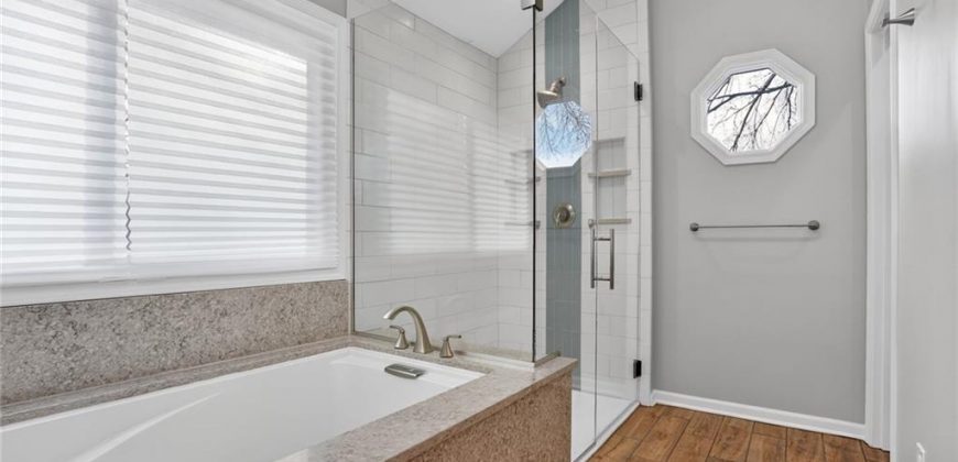 Homes for Sale in Kansas City, MO 64151 | 5121 NW 59th Terrace