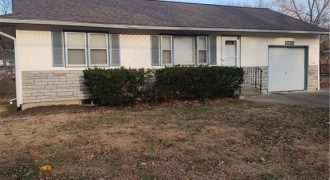 Homes for Sale in Gladstone, MO 64118 | 2304 NE Pursell Road