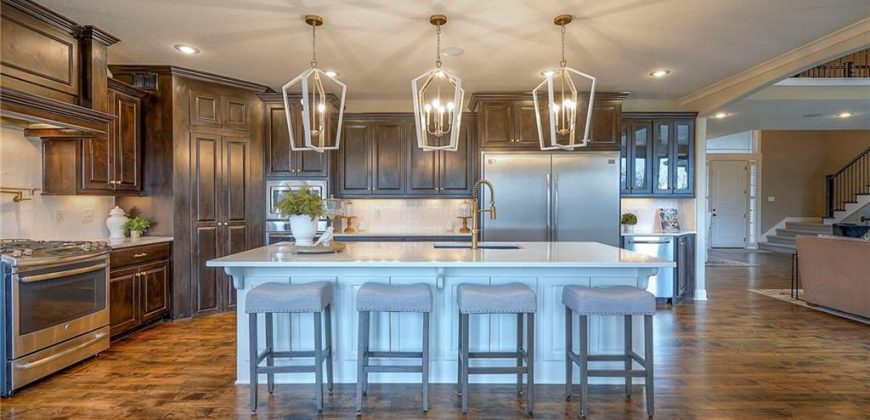 Homes for Sale in Kansas City, MO 64157 | 10502 N Willow Avenue