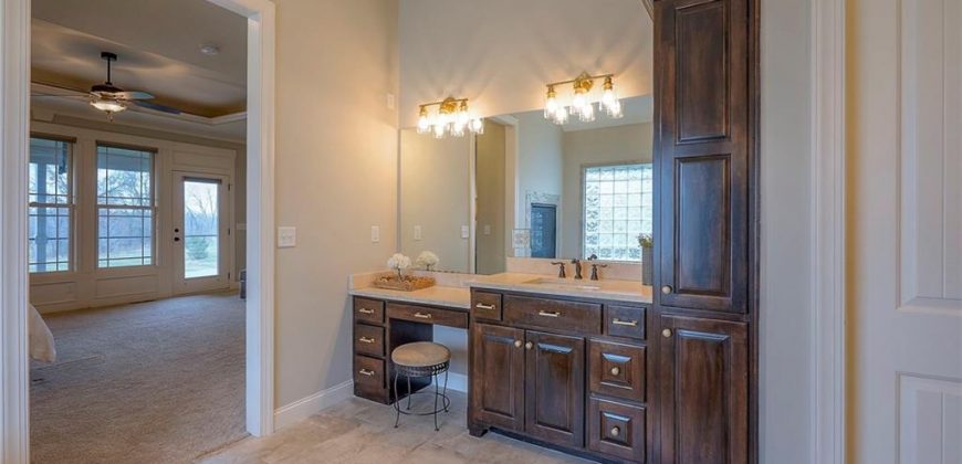 Homes for Sale in Kansas City, MO 64157 | 10502 N Willow Avenue