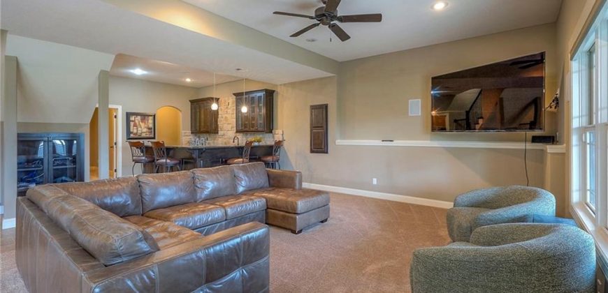 Homes for Sale in Kansas City, MO 64157 | 10502 N Willow Avenue