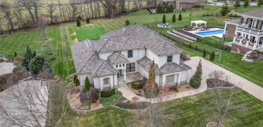 Homes for Sale in Kansas City, MO 64157 | 10502 N Willow Avenue