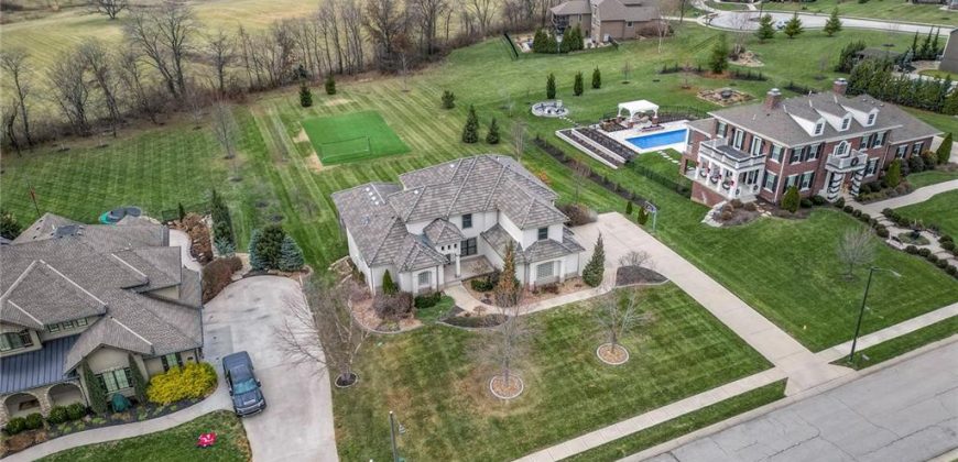 Homes for Sale in Kansas City, MO 64157 | 10502 N Willow Avenue