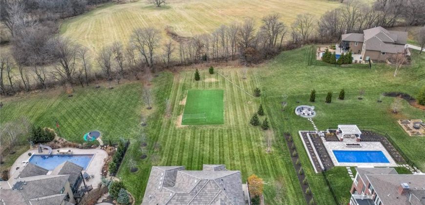 Homes for Sale in Kansas City, MO 64157 | 10502 N Willow Avenue